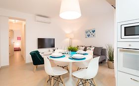Pena City Center Apartment